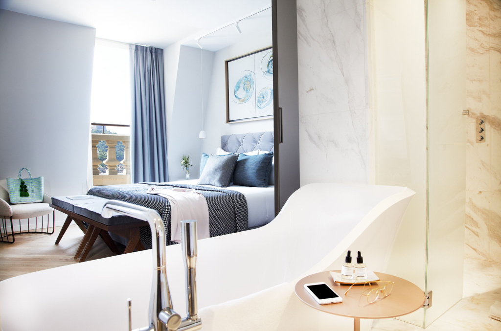 Double Suite (twin beds)