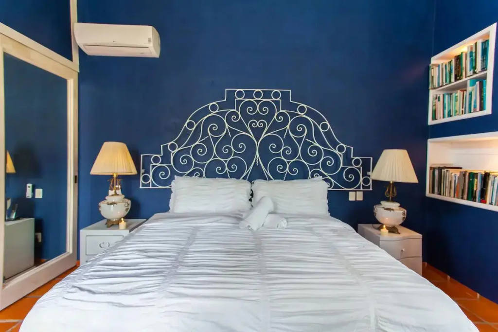 Deluxe Double Penthouse with river view full double bed