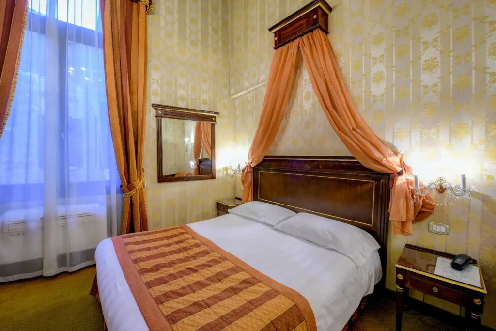 Family Double room (full double bed)