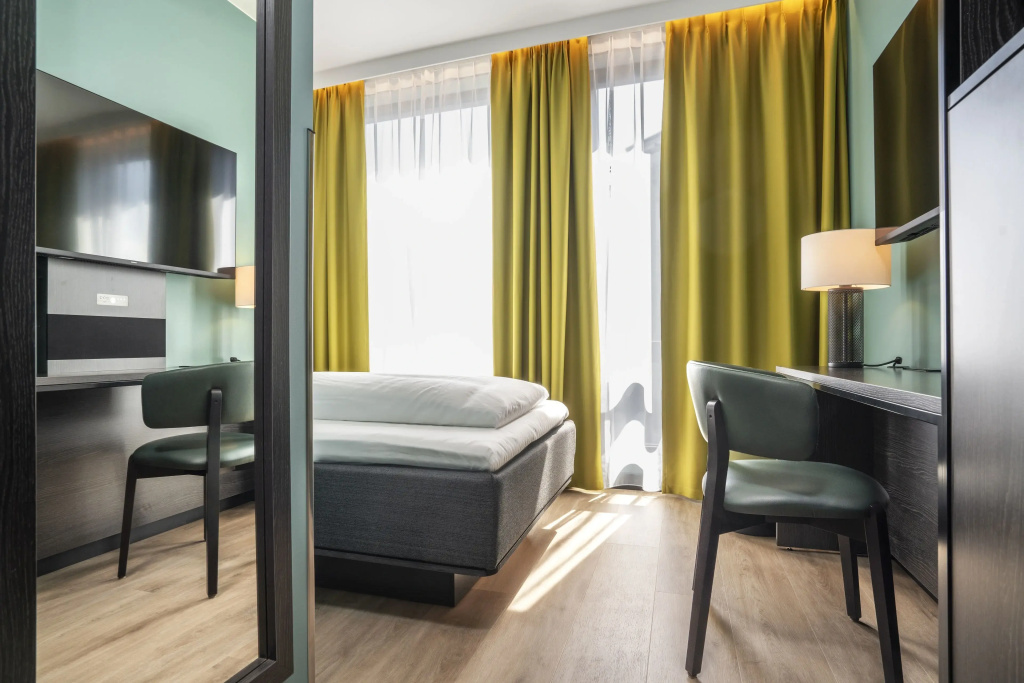 Standard Single room