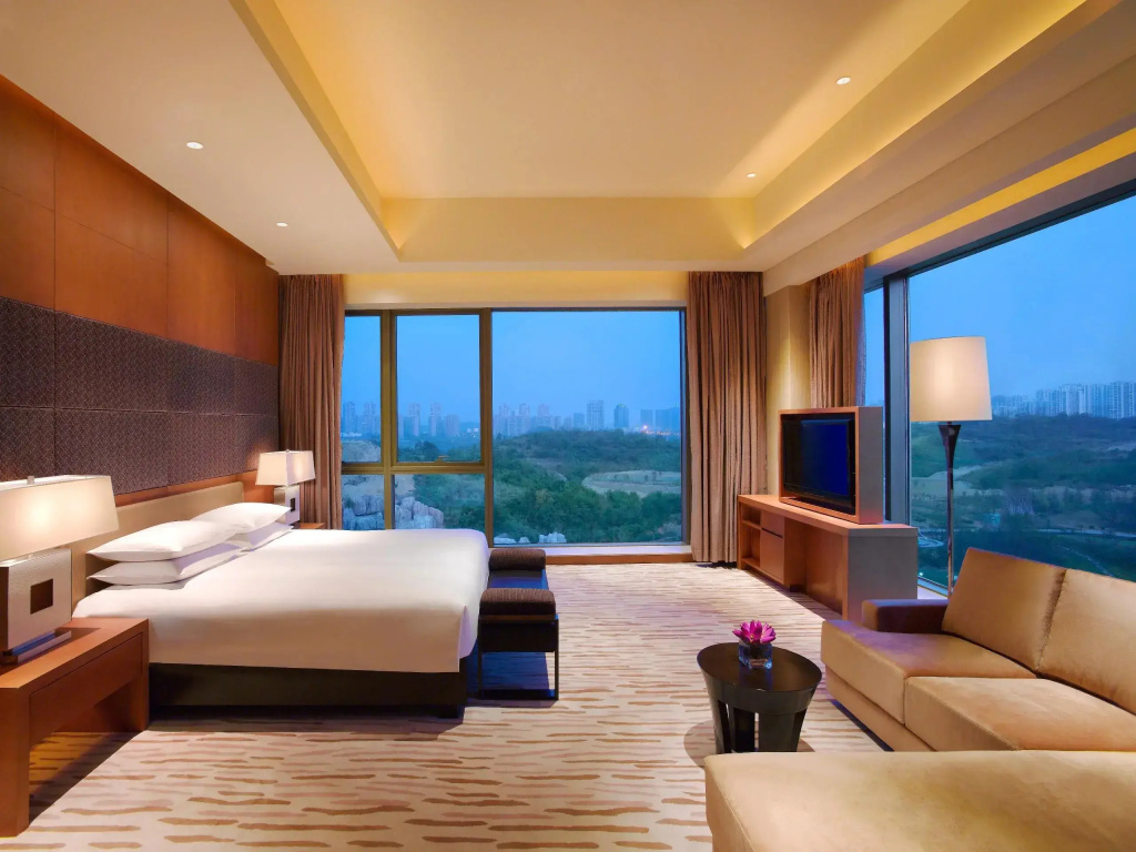Chairman Suite