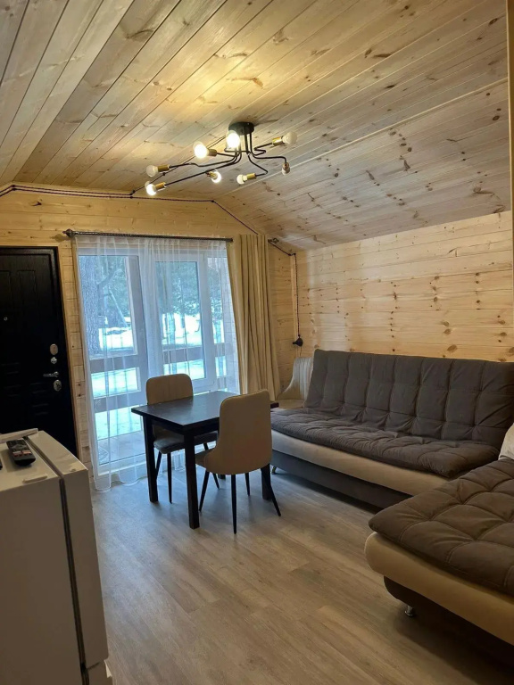 2-Room 4th House