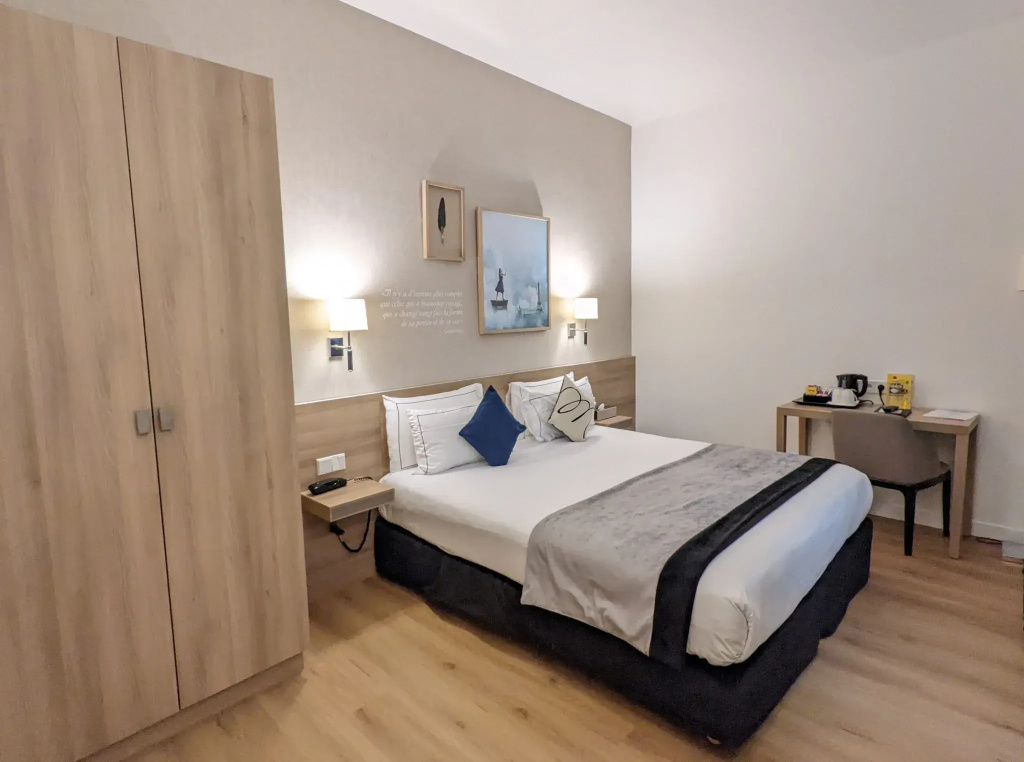 Superior - Accessible Double room (full double bed)