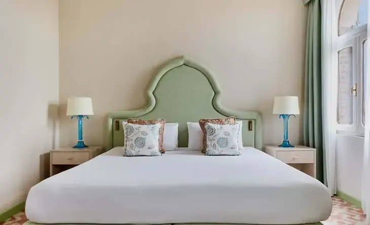 Classic Premium Double room (full double bed)