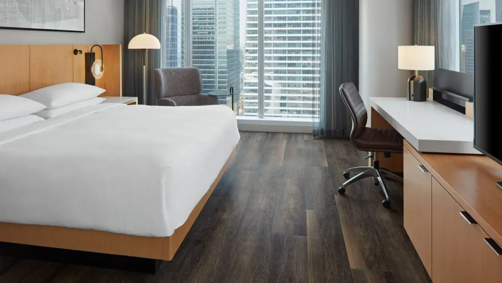 Corner Double Guest room (full double bed)