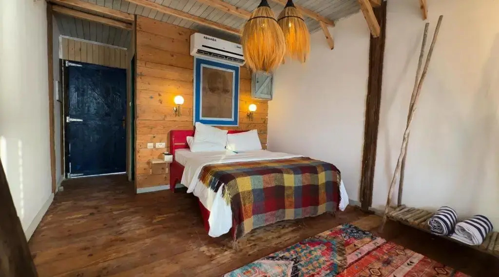 Standard Double room with balcony and with sea view (full double bed)