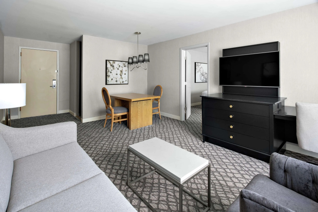 DoubleTree Suites by Hilton Charlotte - SouthPark - Chambres