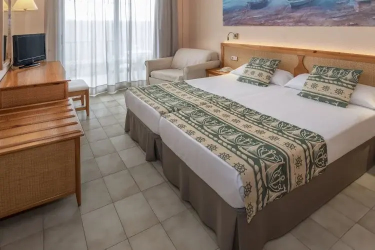 Hotel GHT Oasis Tossa & Spa - Chambres