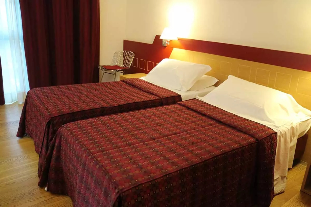 West Point Airport Hotel - Chambres