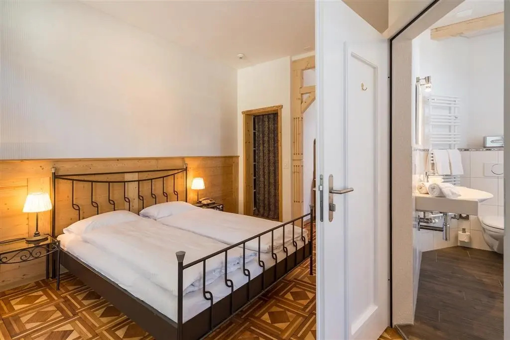 Carlton-Europe Vintage Adults Hotel - Chambres