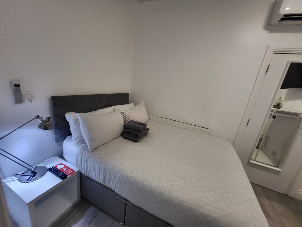 Silent with no View Double Crash Pad (full double bed)