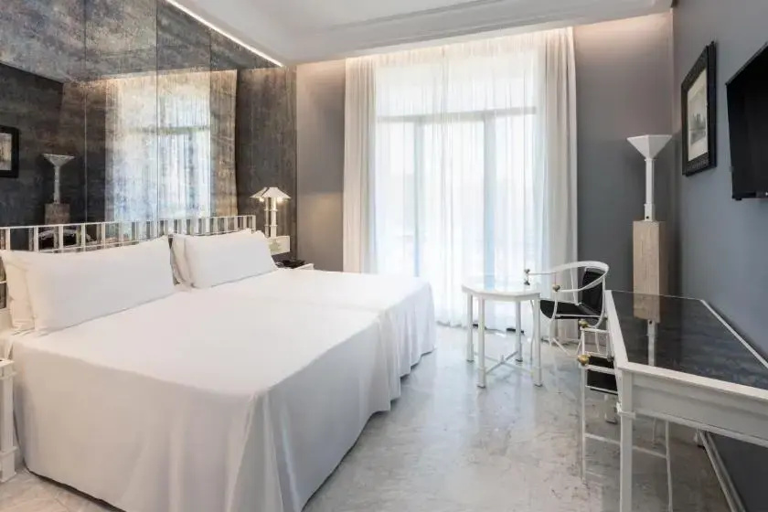 Hotel AZZ Mérida Medea - Chambres