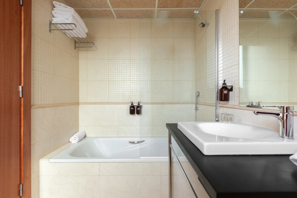 Hotel Acta Sant Just - Chambres