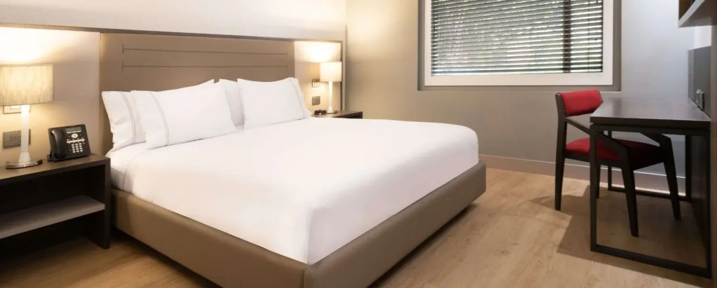 Accessible Executive Habitel Prime Hotel room
