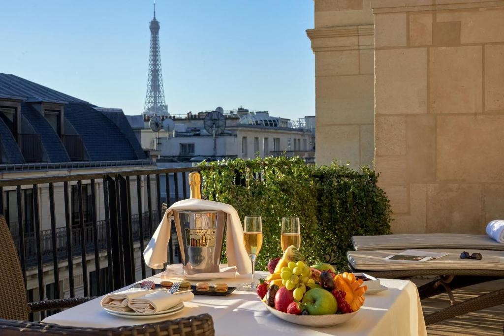 Hotel Raphael 129