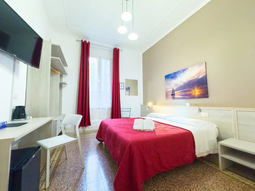 Family Double room (full double bed)