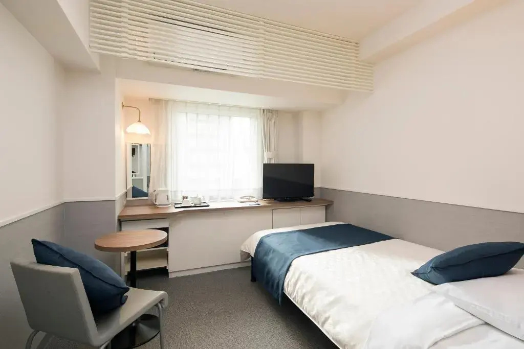 Semi-Double room