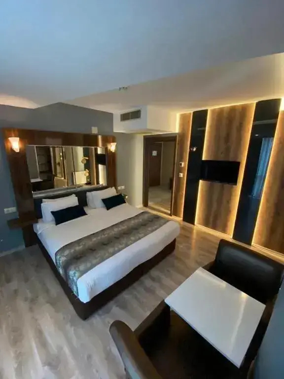 Deluxe Single room