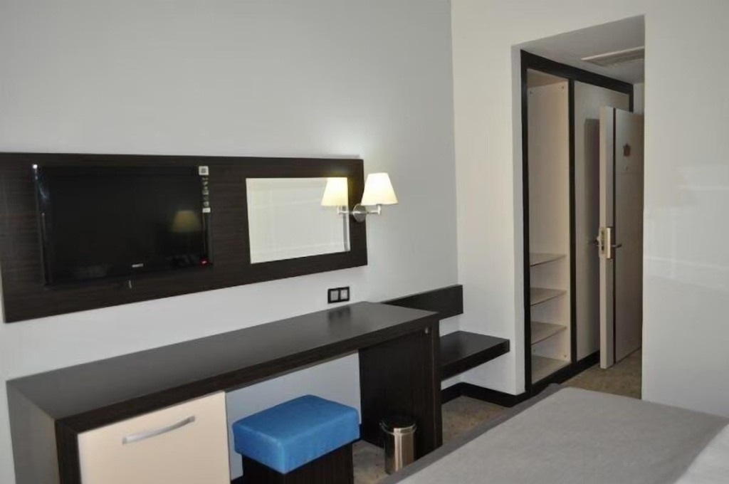 Hotel photo 11