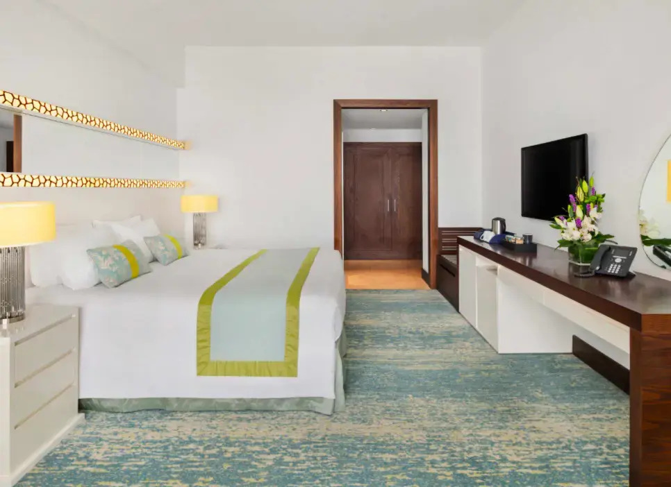 Ja Ocean View Hotel