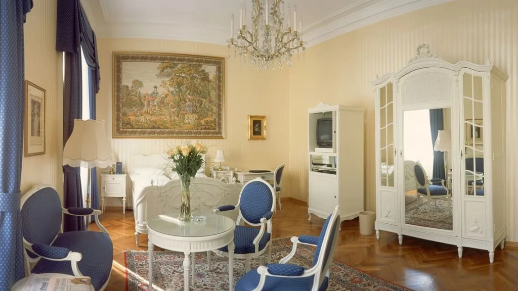 Ambassador Hotel - Chambres