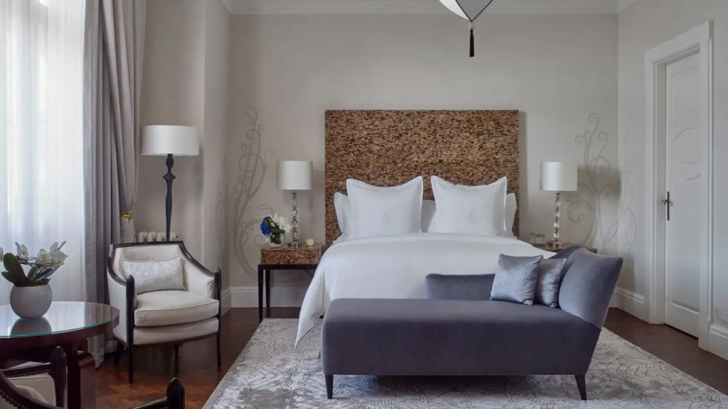Presidential Double Suite (full double bed)