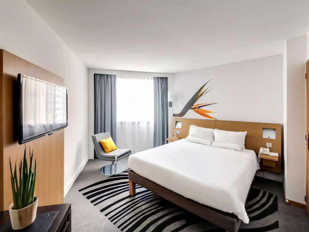 Novotel Paris Centre Gare Montparnasse 65