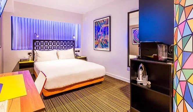 Double room Urban View (full double bed)