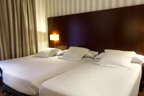 Hotel Zenit Bilbao - Chambres