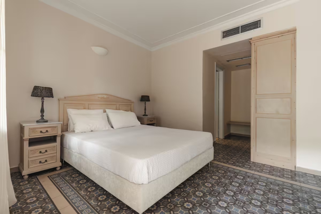 Economy Double room (full double bed)