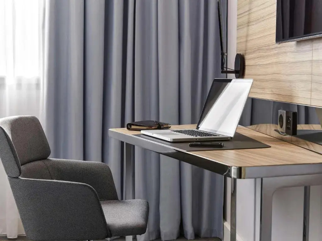Novotel Paris Centre Gare Montparnasse 14