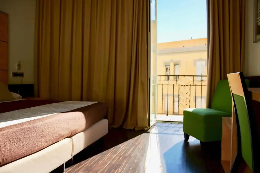 Hotel photo 12