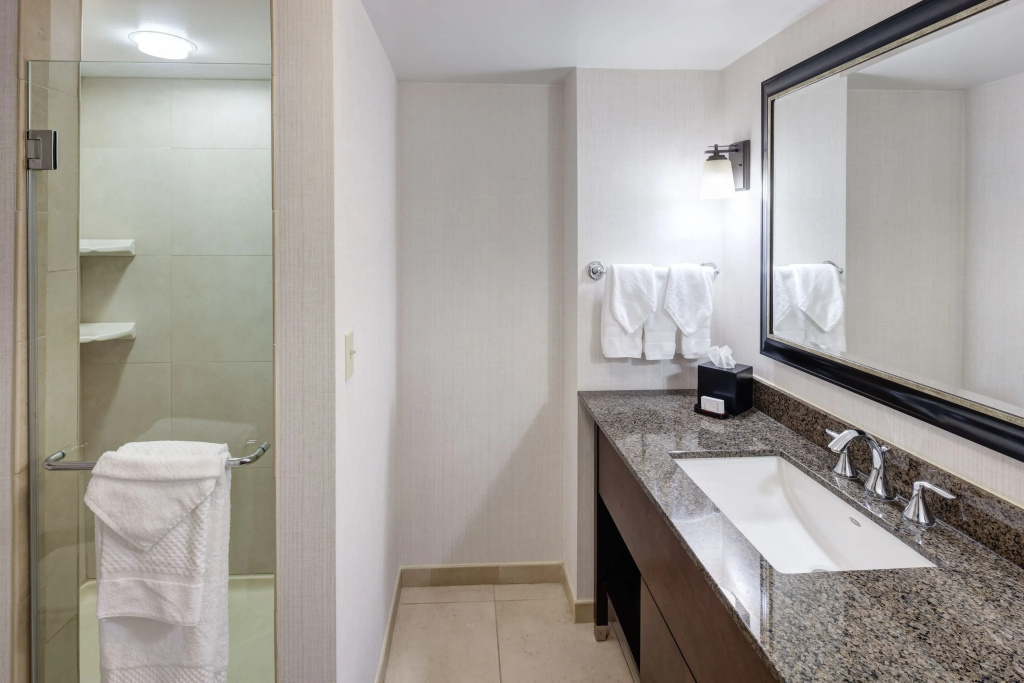 Embassy Suites by Hilton Anchorage - Chambres