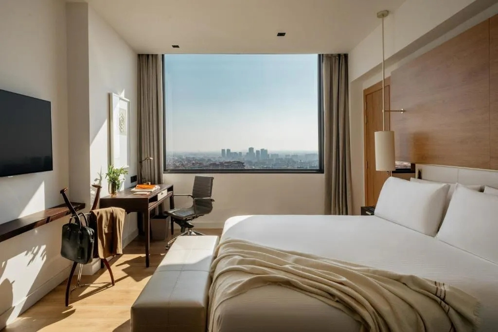 Supreme RedLevel Double room with panoramic view, bed type is subject to availability, full double bed room photo 1