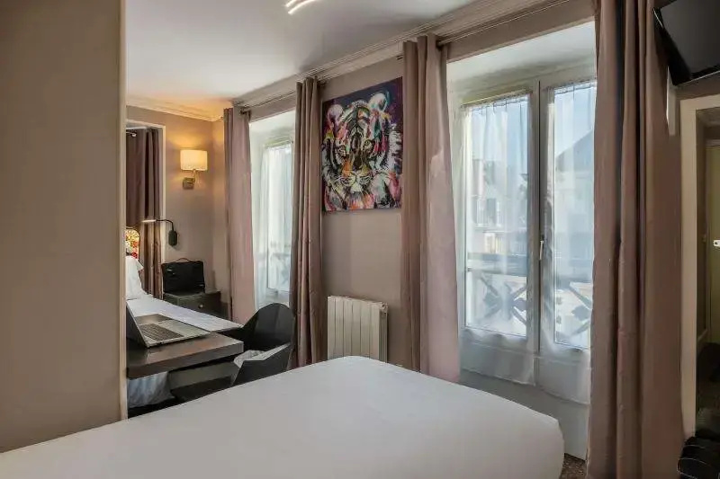 Classic Double room (twin beds)