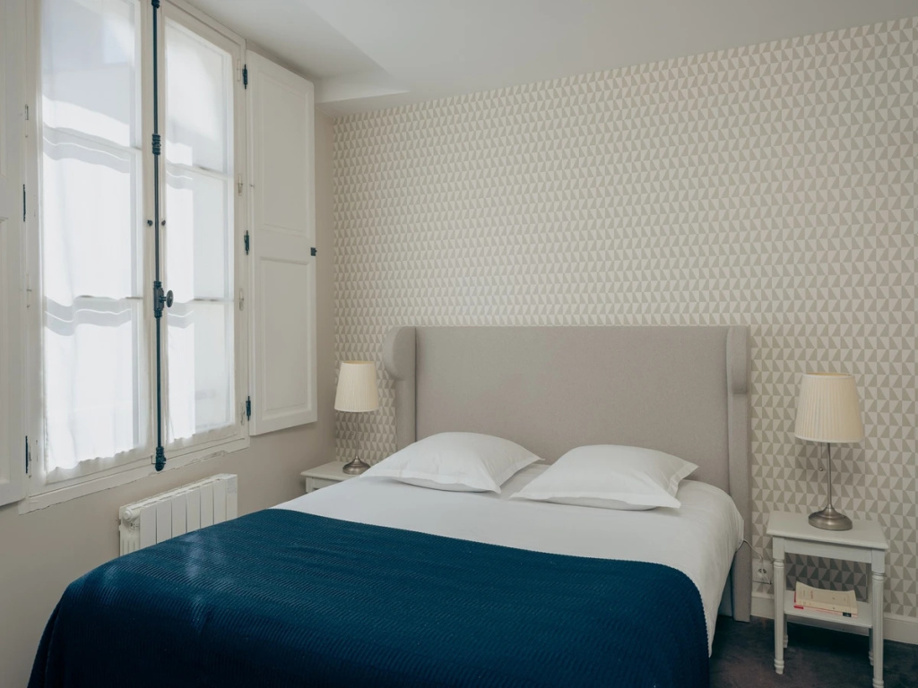 Henri Apartment