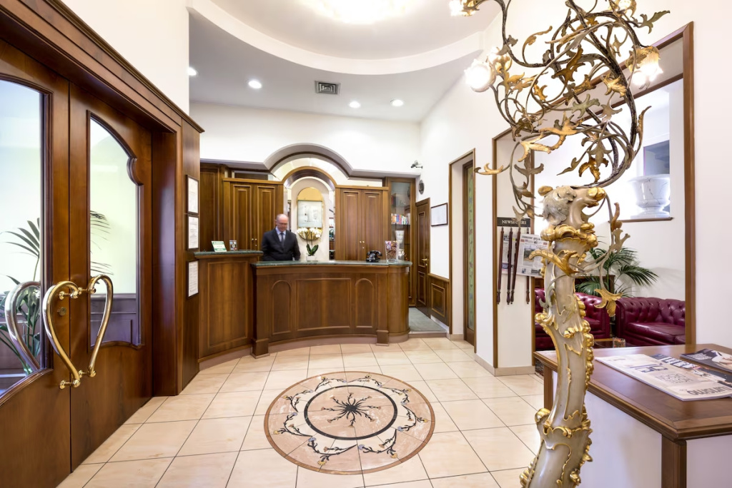 Hotel photo 2