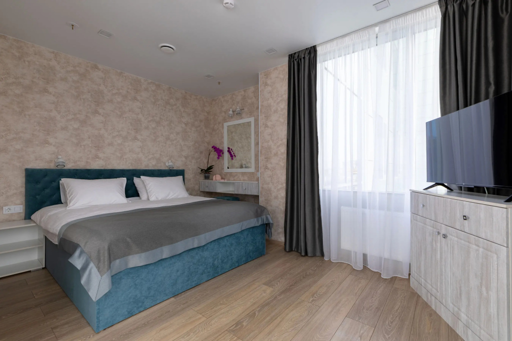 Double Suite (full double bed)