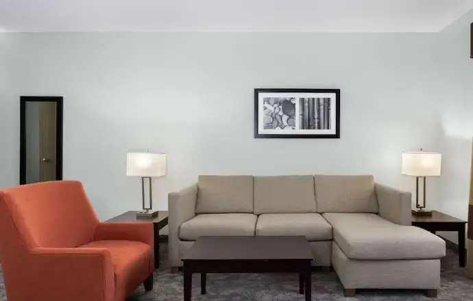 La Quinta Inn & Suites by Wyndham Bonita Springs Naples N. - Chambres