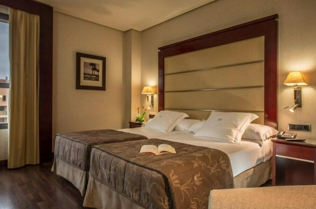 Valencia Center Hotel - Chambres
