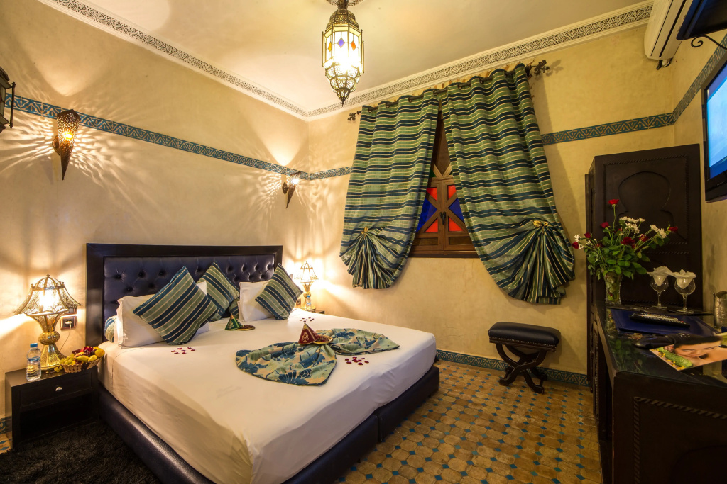 Deluxe Double room with balcony (full double bed)