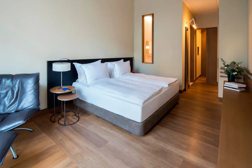Grand Deluxe Double room (full double bed) (bed type is subject to availability)
