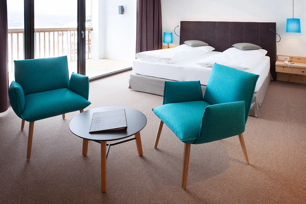 Deluxe Double room (full double bed)