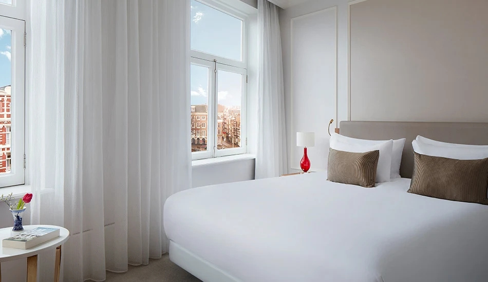 Deluxe Double room with balcony and with city view (full double bed)
