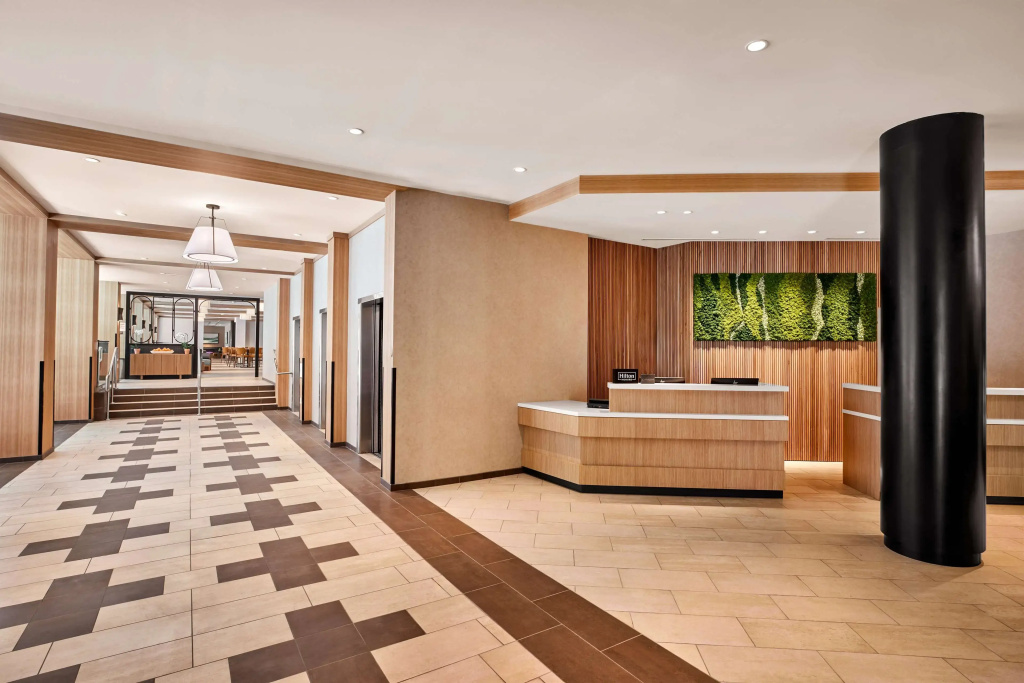 Hilton Garden Inn LAX Los Angeles Airport Hotel