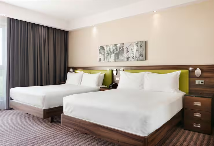 Hampton by Hilton Krakow - Chambres