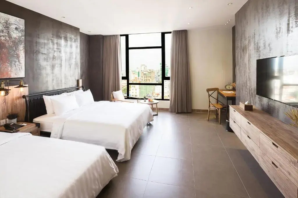 Deluxe Triple Family room