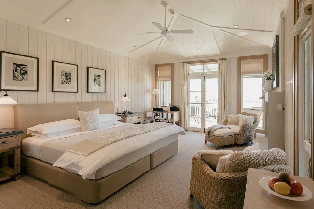 Double Junior Suite with ocean view (full double bed)