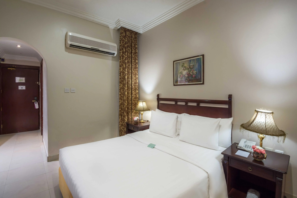Standard Double room (full double bed)