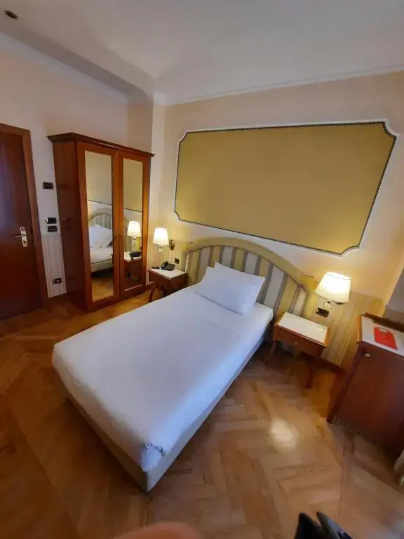 Andreola Central Hotel - Chambres